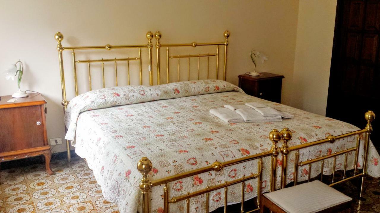 B&B Le Coccinelle Torre Bormida Ngoại thất bức ảnh