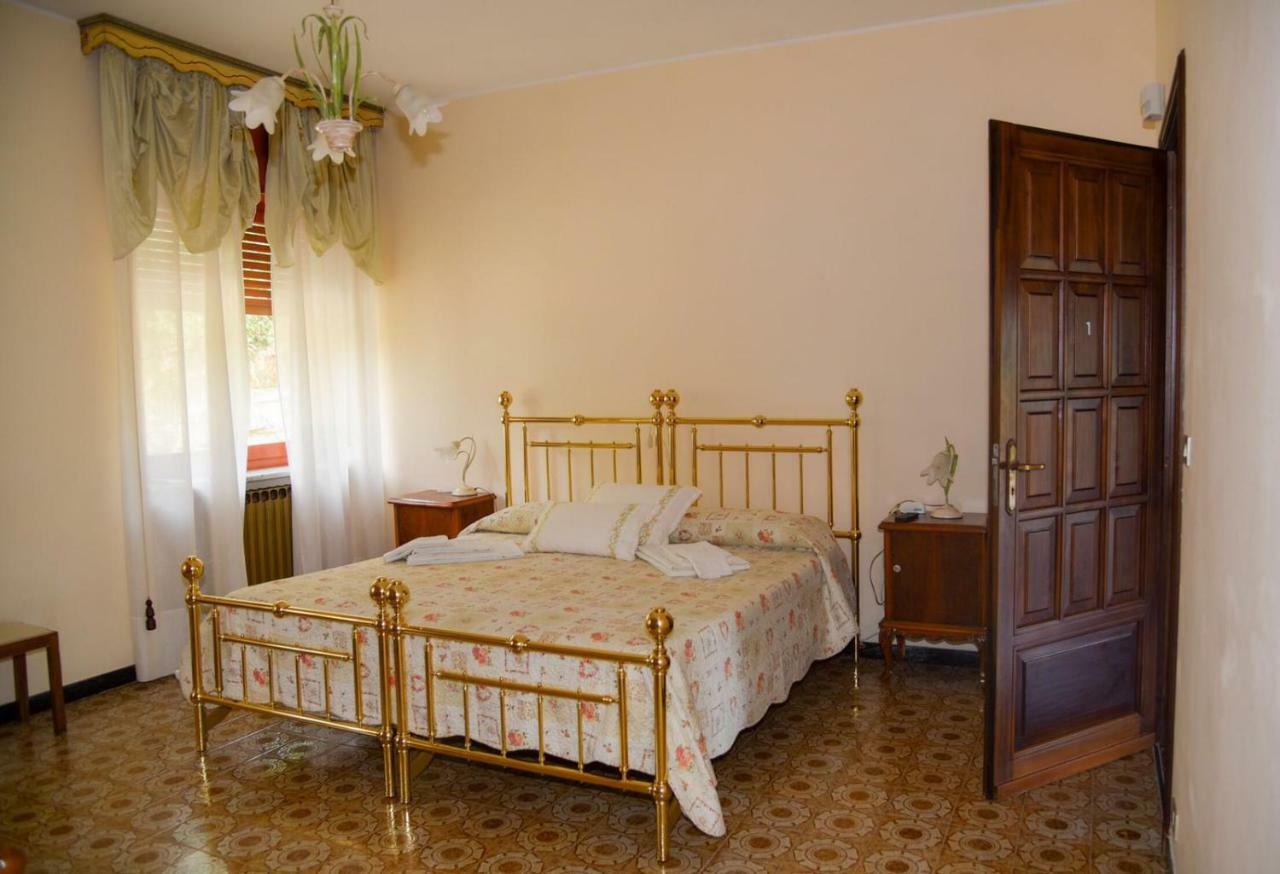 B&B Le Coccinelle Torre Bormida Ngoại thất bức ảnh